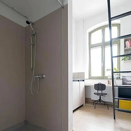 Hostal Kampus Garnizon *